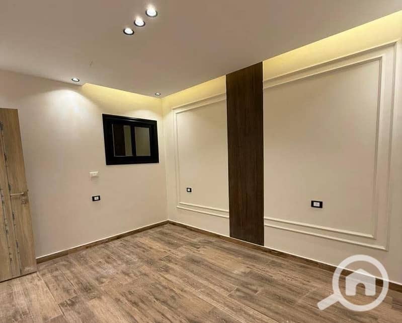 5 5176a431-1daf-4c1e-812d-35522ebf0f7a. jpg