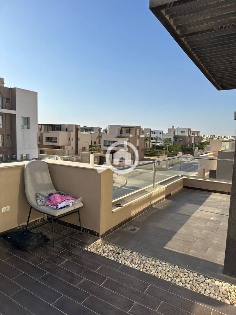 6 2ac3a855-5e49-42ec-9a76-6d9eb4537d68. jpg