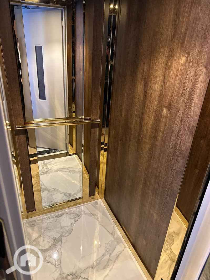 9 7d21943a-a8a5-4780-b7e0-e3151fe4936b. jpg