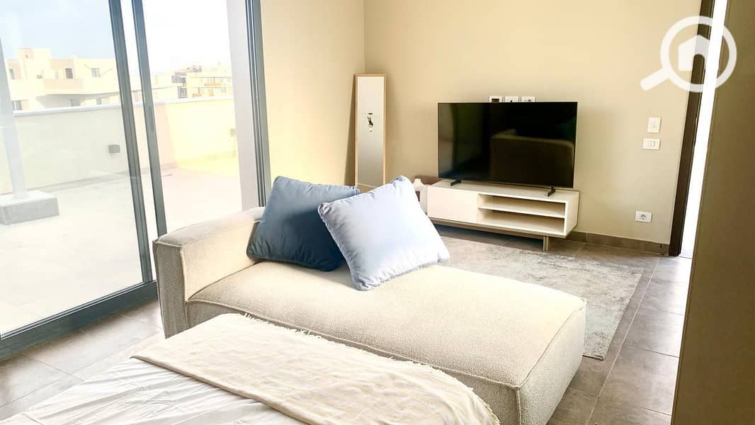 5 WhatsApp Image 2025-12-02 at 4.58. 27 PM (1). jpeg