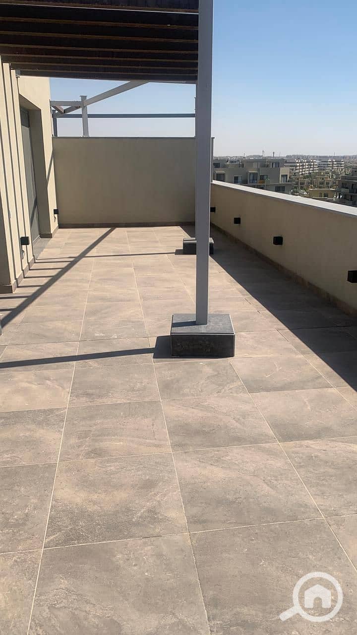 8 WhatsApp Image 2025-12-02 at 4.58. 23 PM (1). jpeg