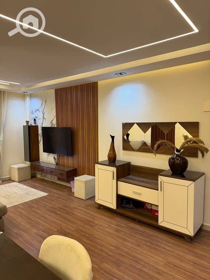 5 594042281_1488028825613859_8381069542780424577_n. jpg