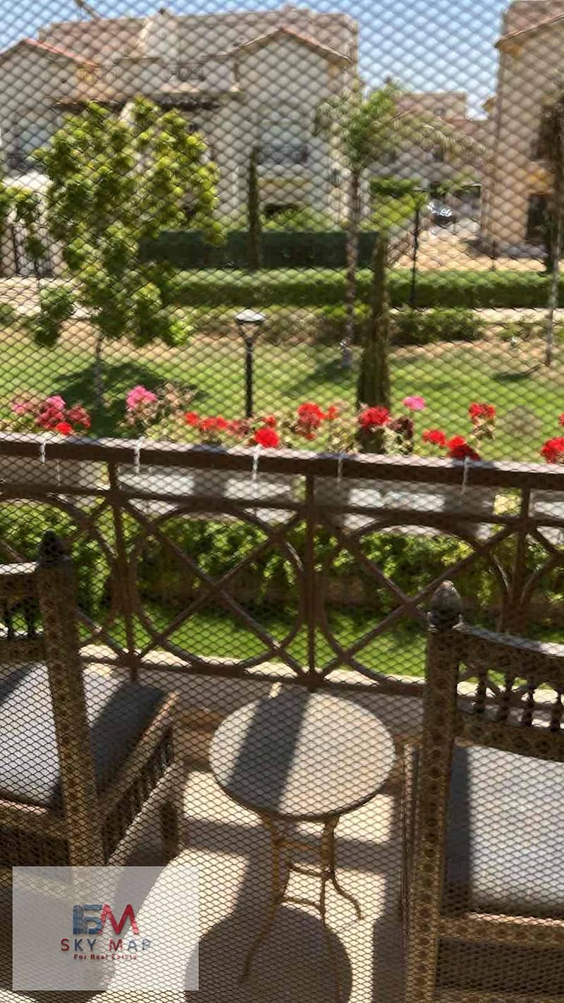 4 2e4007a3-72c2-4b8a-b4b5-d8906e893e97. jpg