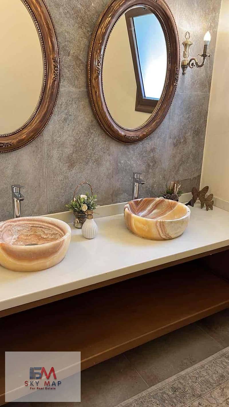 14 a1e79e0d-1834-47f3-a215-18b2e49c79d3. jpg