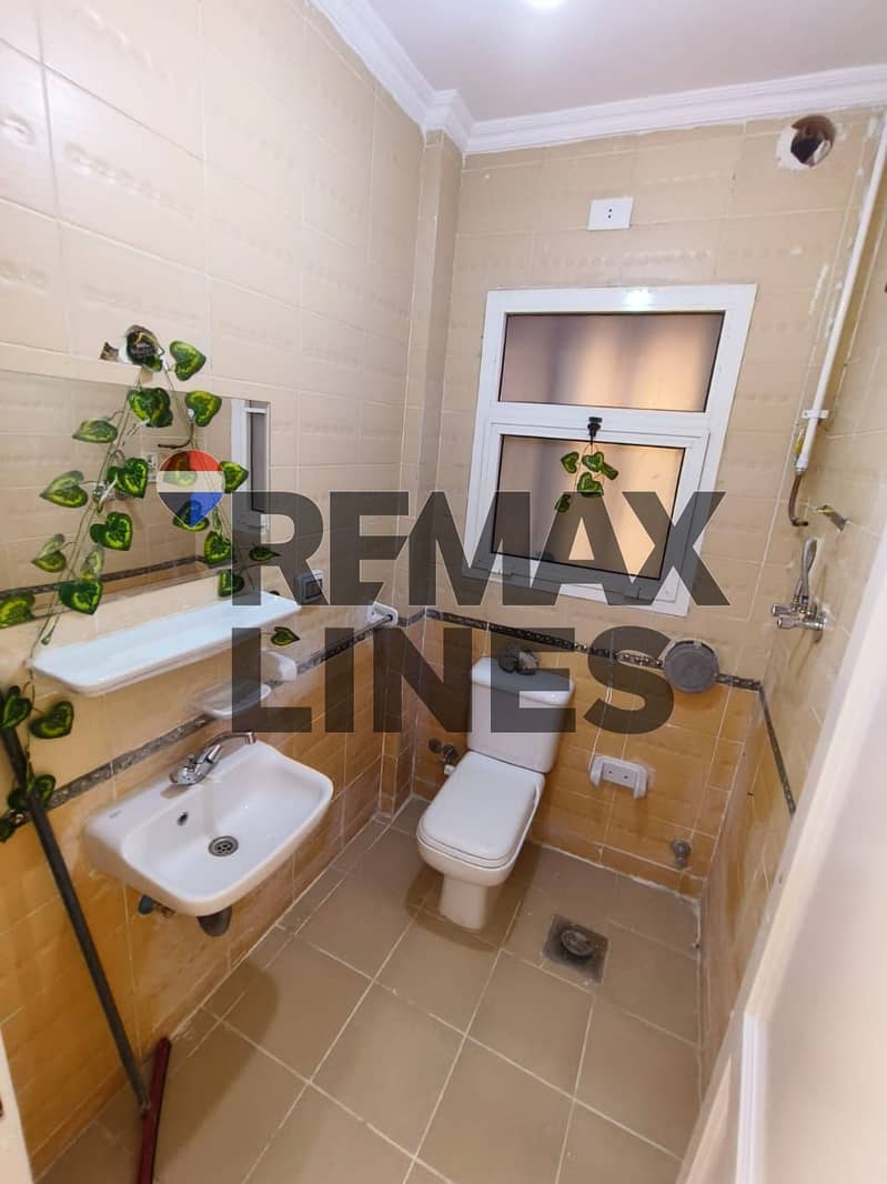 16 WhatsApp Image 2025-12-08 at 17.58. 08. jpeg