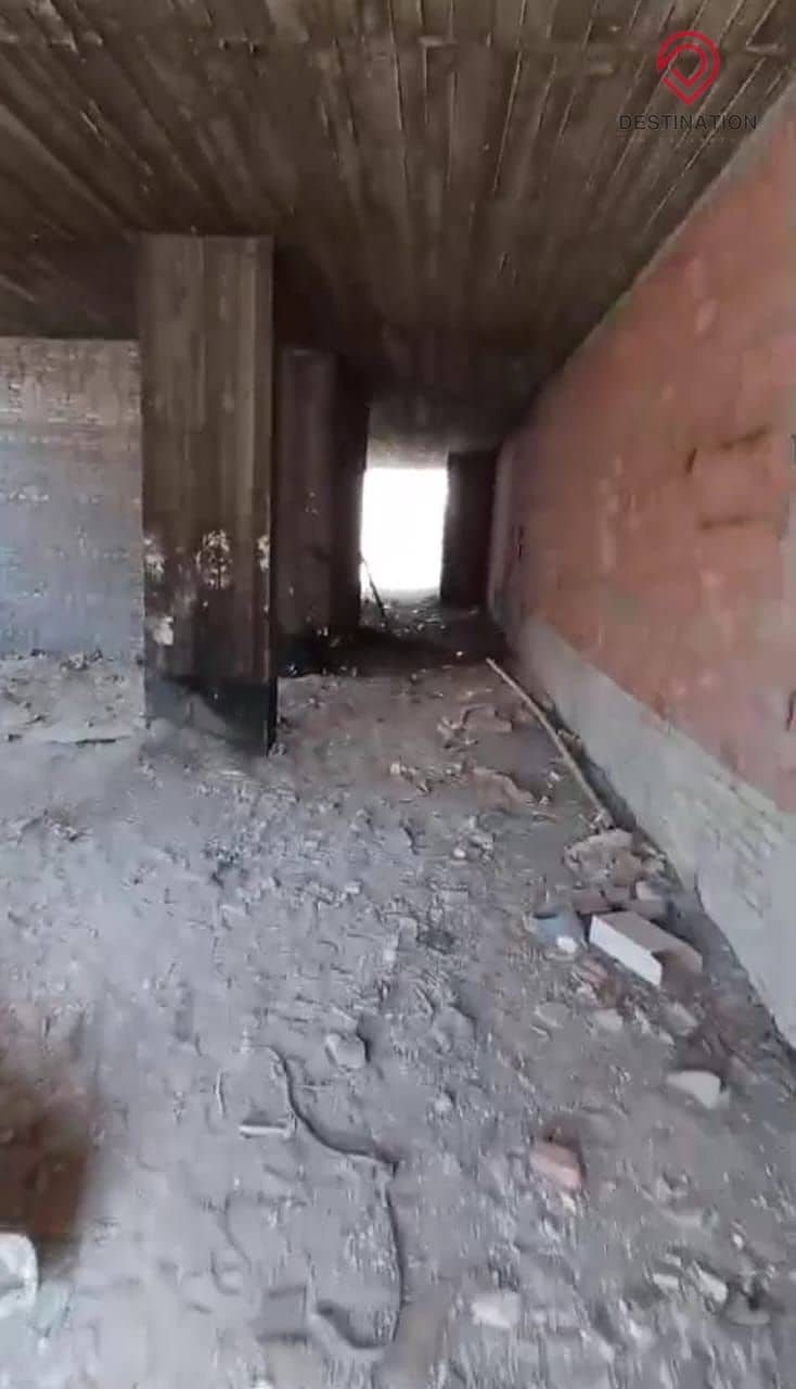 10 5340403d-7f67-4bb4-9c3e-b85a4f841af0. jpg