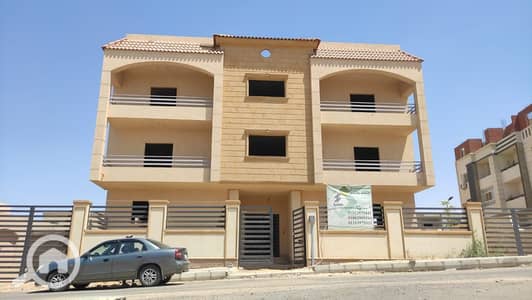 3 Bedroom Flat for Sale in Shorouk City, Cairo - IMG-20250828-WA0077. jpg 3 Bedroom Flat for Sale in Shorouk City, Cairo - IMG-20250828-WA0077. jpg