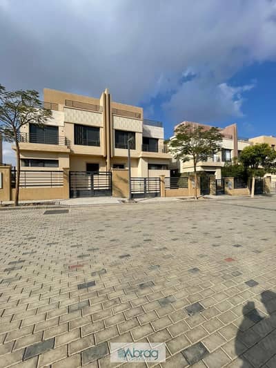 5 Bedroom Twin House for Sale in Sheikh Zayed, Giza - WhatsApp Image 2025-12-08 at 18.02. 05 (1). jpeg
