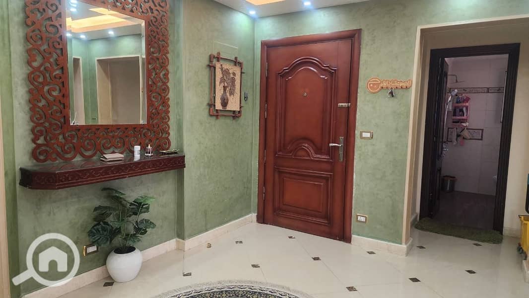 15 ef797b1b-b90b-4e70-b2fb-892ec01185b7. jpeg