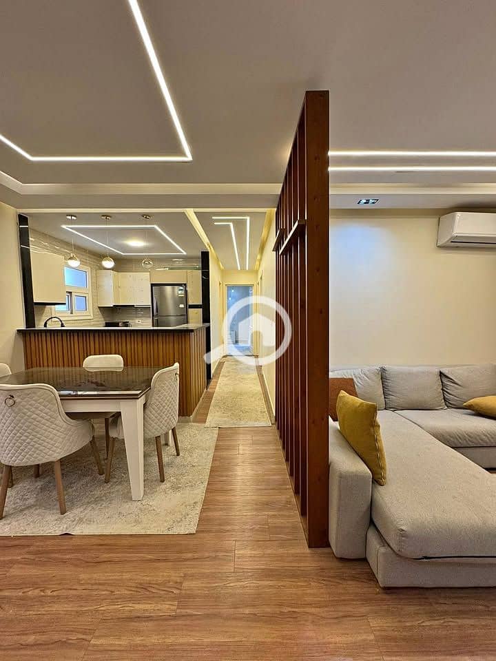 8 593079983_1156335236613820_5462798142918067559_n. jpg