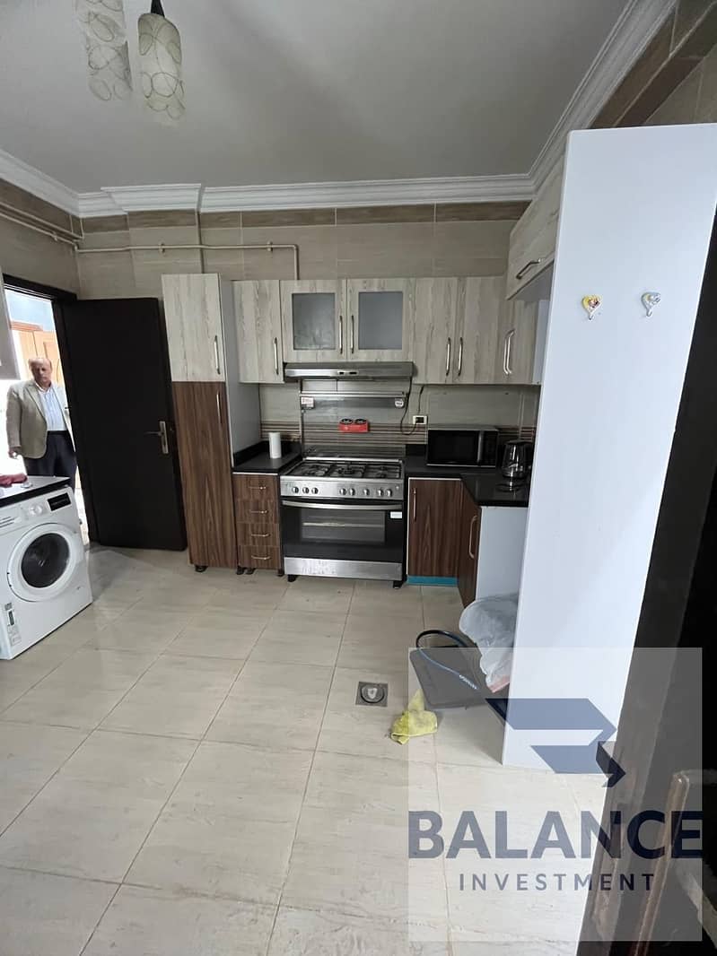 13 9583853e-a62d-4dd0-9c91-3087c47bf568. jpg