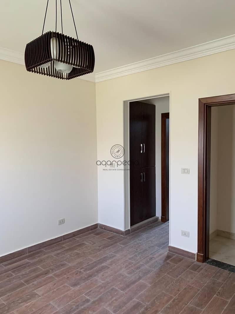 8 WhatsApp Image 2025-12-07 at 12.01. 21 PM (1). jpeg