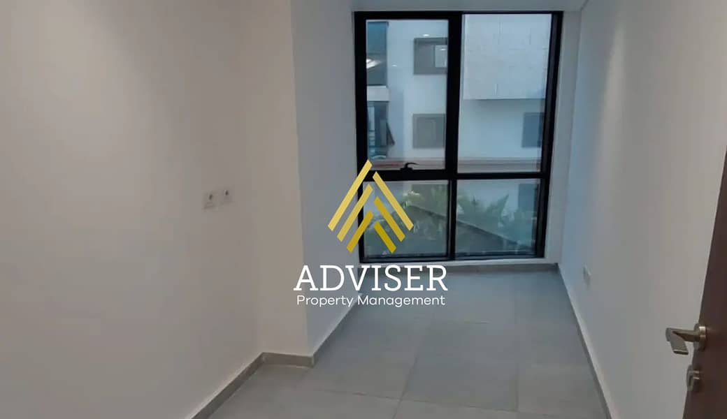 6 clinic golden square for sale ready to move   (14). jpg