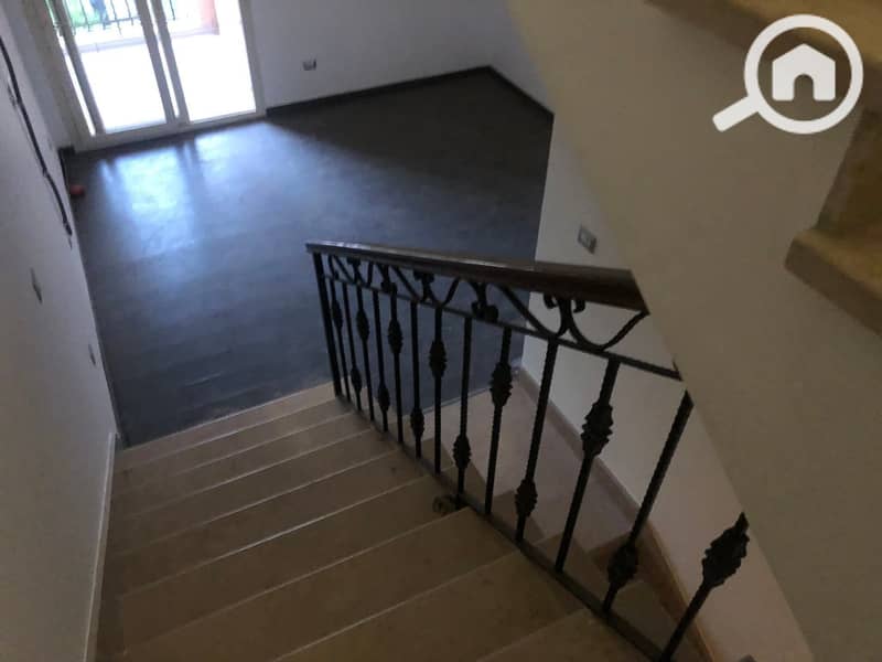 10 9be82b27-67a6-4c46-a91d-24ddbb0be15c. jpg