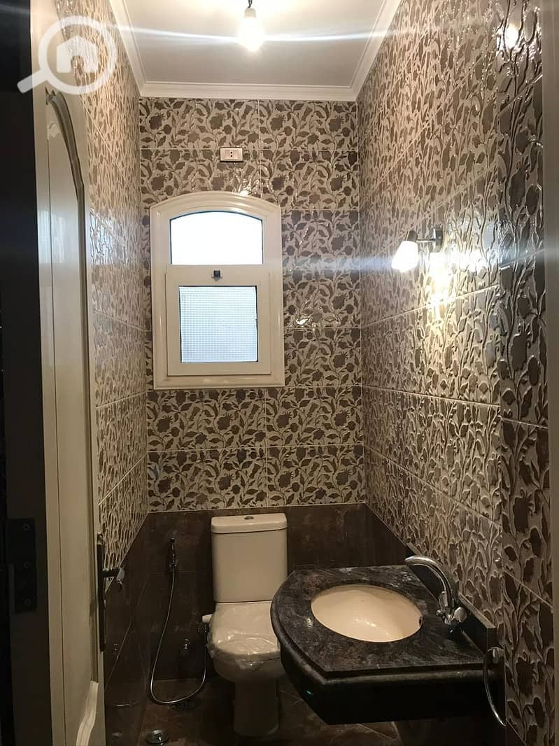 11 75d32315-a923-4a1b-8fc3-7f49012322ef. jpg