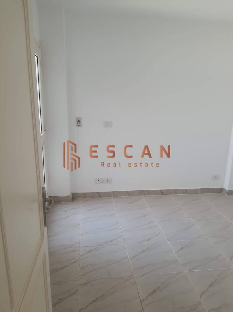 5 1026e461-f5c0-478c-870f-e6ab7624e5f0. jpeg