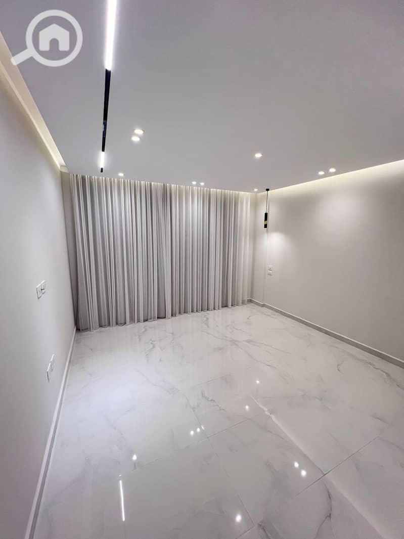 7 03a51006-cbd6-44e1-931a-79323de56f13. jpeg