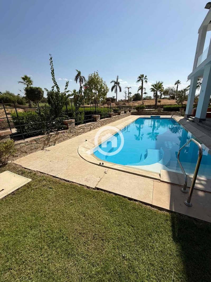 3 8489bbae-f074-4d3d-bead-bcc53b711756. jpg