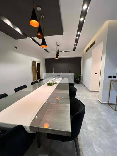 9 Bedroom Villa for Sale in Sheikh Zayed, Giza - 942d5da6-07b6-4581-9152-b48e872f0db8. jpg