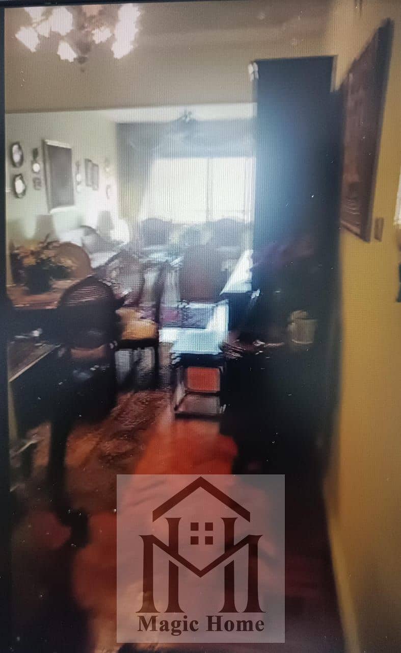 10 d1fd8f1c-c23f-446f-a162-c0ad232a52e5. jpg