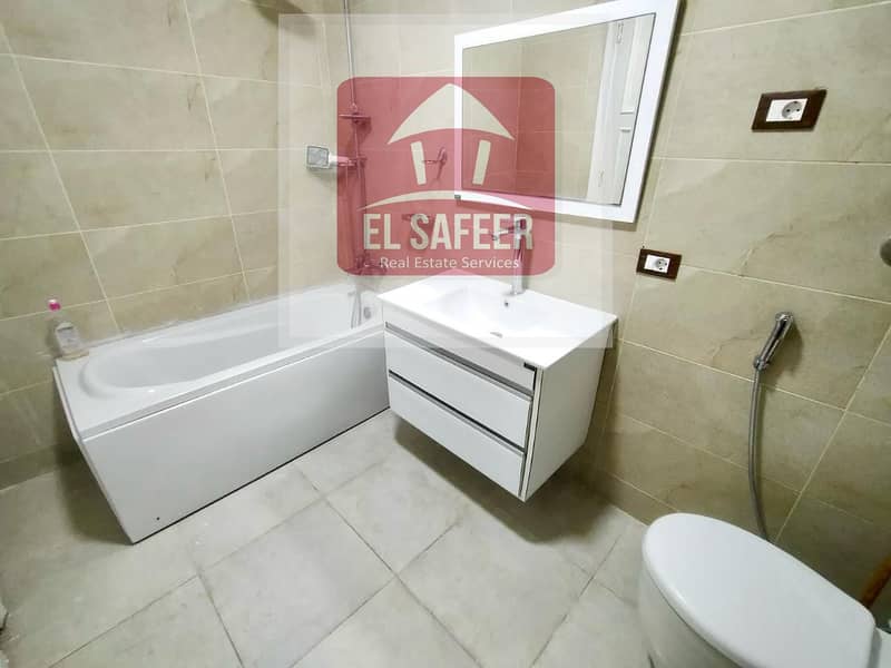 10 e6af4d43-fee7-4bce-9d38-a84347e98727. jpg