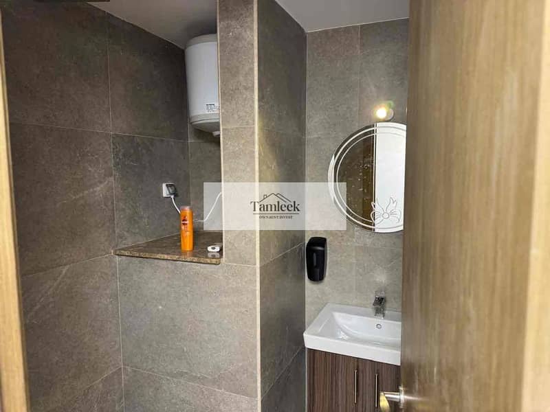 2 d2a84c8f-af05-40ba-ae55-09c0d1a433e2. jpg