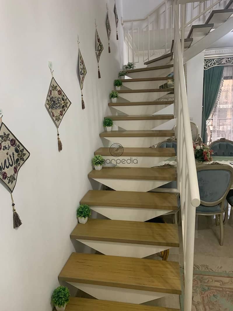 2 WhatsApp Image 2025-12-07 at 12.19. 19 PM (1). jpeg