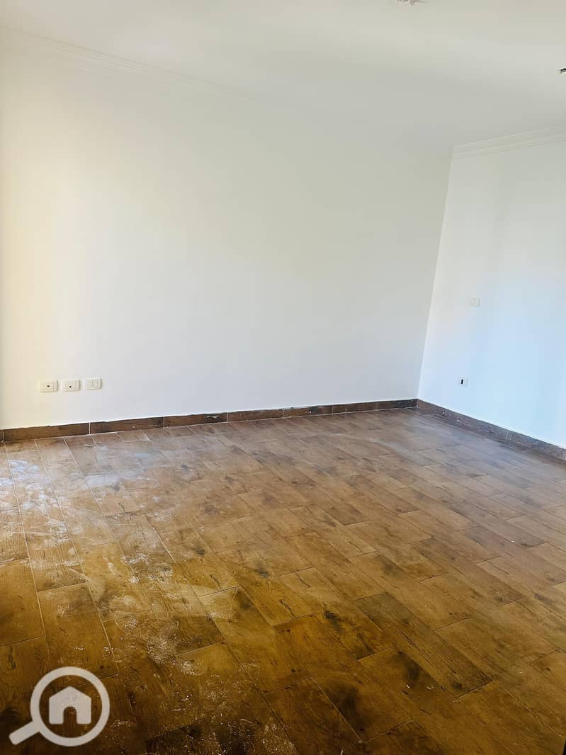 5 40023c89-06dc-40e7-b82e-47135934d520. jpeg