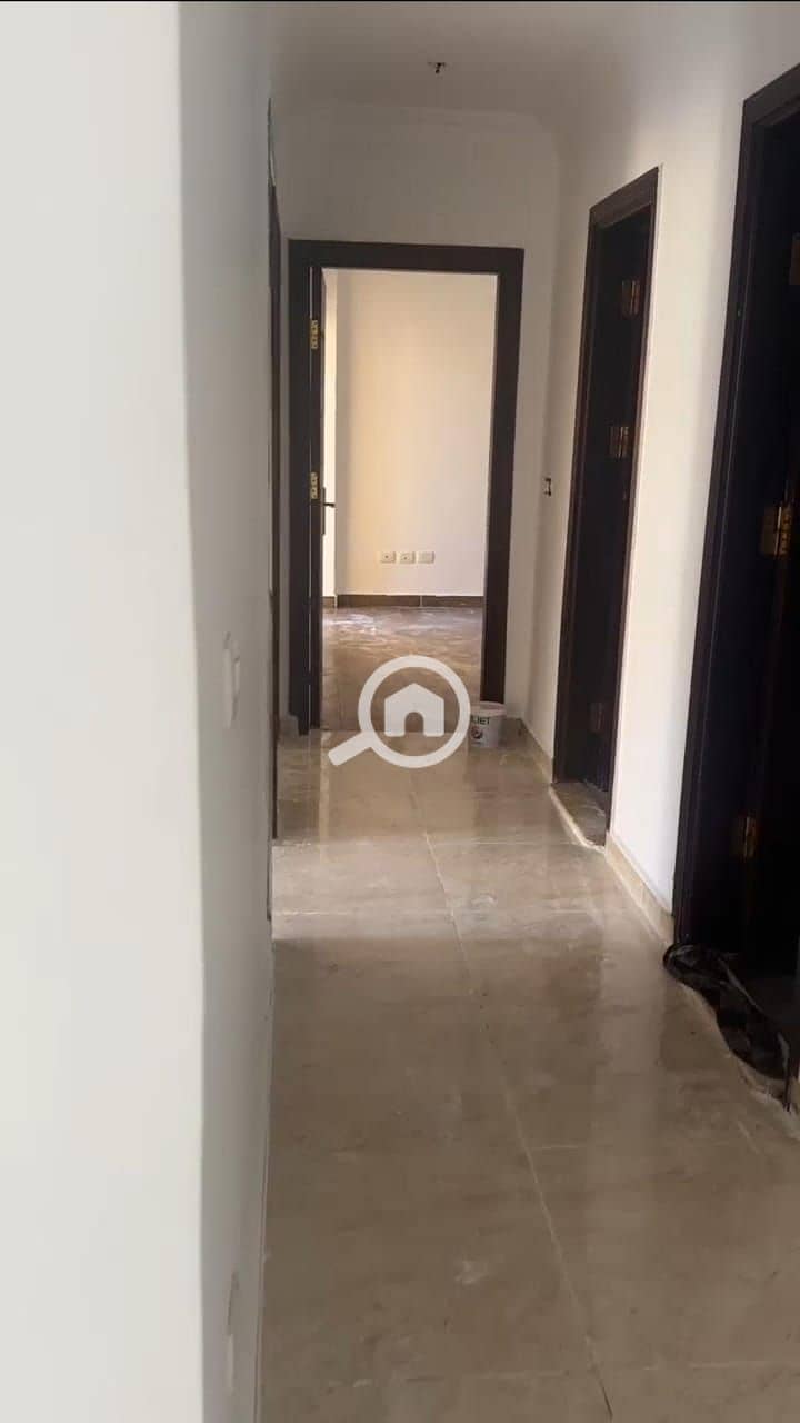 7 c79672aa-4aff-4701-b166-322d2505ddd9. jpeg