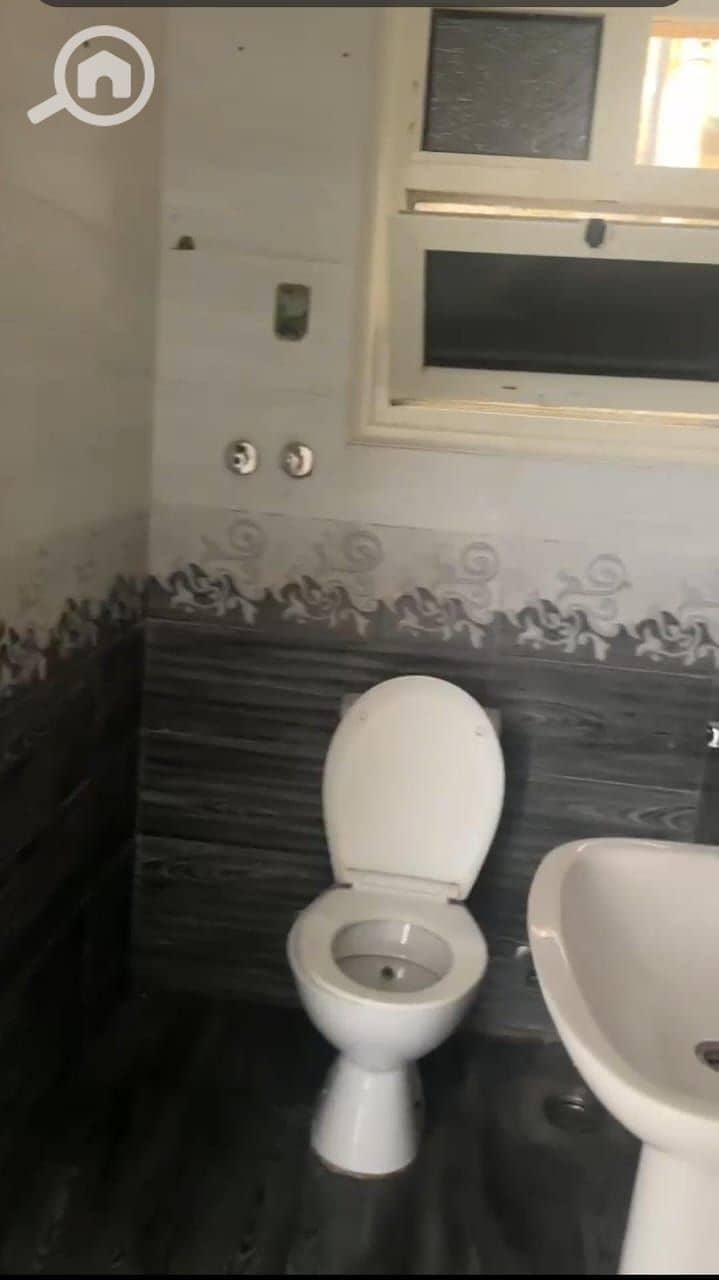 9 ce811f64-c1ae-43c7-9776-beadb1c56713. jpeg