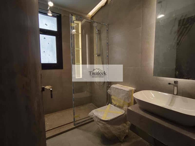 8 c358dd9d-0e14-43b2-9124-6ec4d7095cc2. jpg