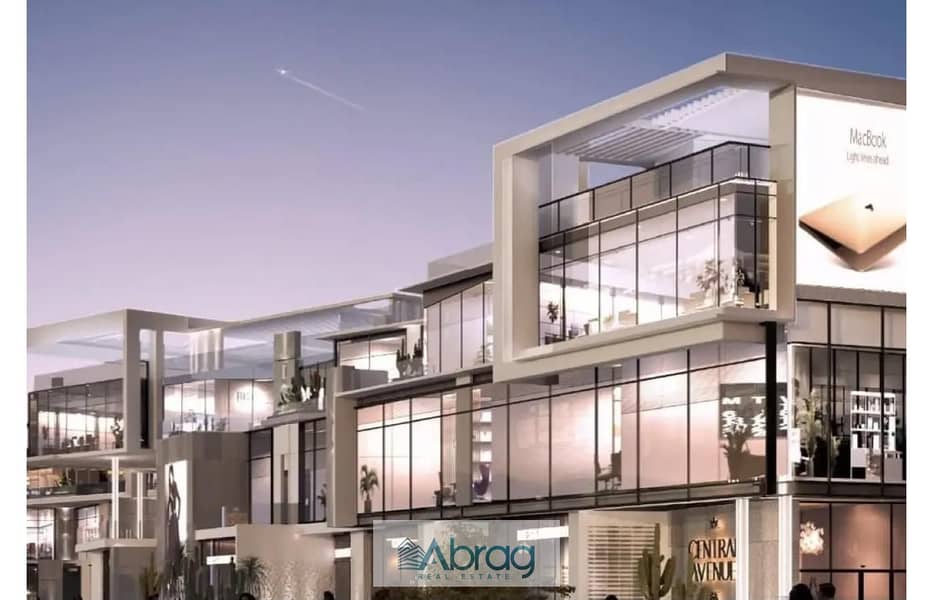 8 8299742-8b266o. jpg