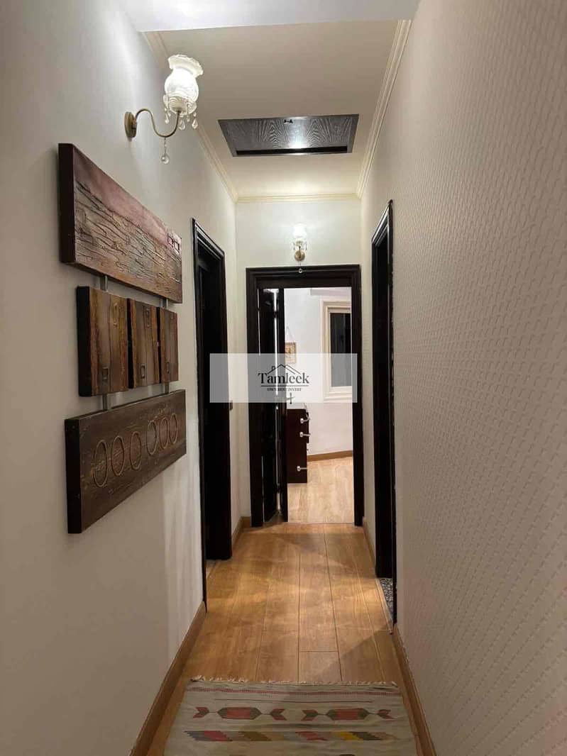 9 6a530df9-20b3-4020-bd12-52da8bbf5e15. jpg