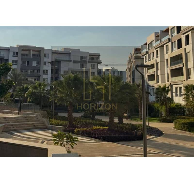 8 8311615-4e127o. jpg