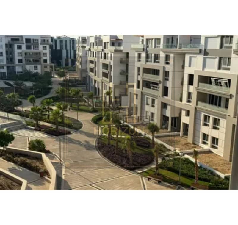 9 8335344-14efdo (1). jpg