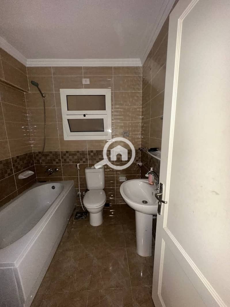 9 cae2468d-a74d-4eb3-b1a2-dea4cb7bebce. jpeg