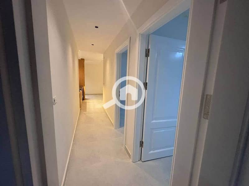 9 569887047_1565529234608413_5111067755340010860_n. jpg