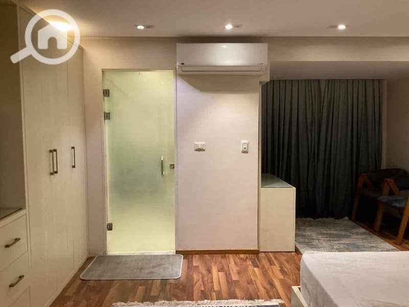 8 1f4af9bd-c000-4d64-9b01-b1fdb476f496. jpg