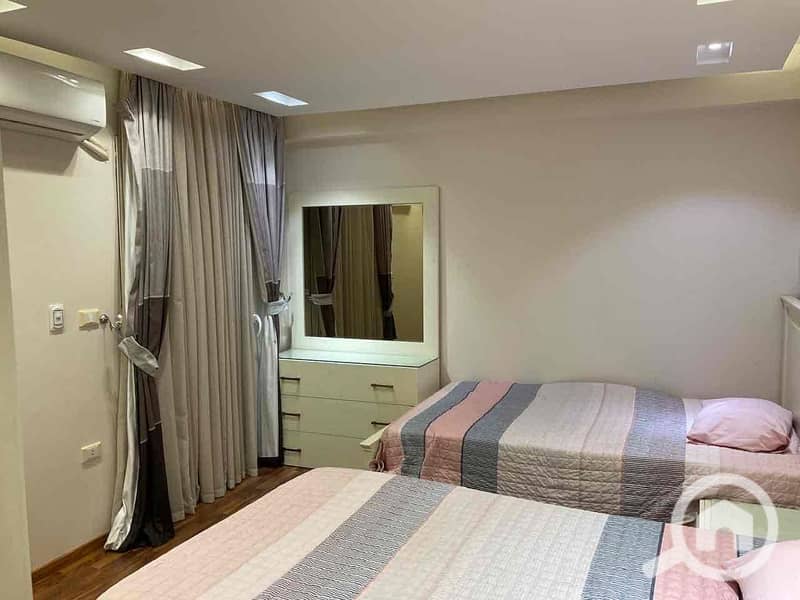 10 310a25dd-c8b5-4f5f-a783-fa8e16741399. jpg