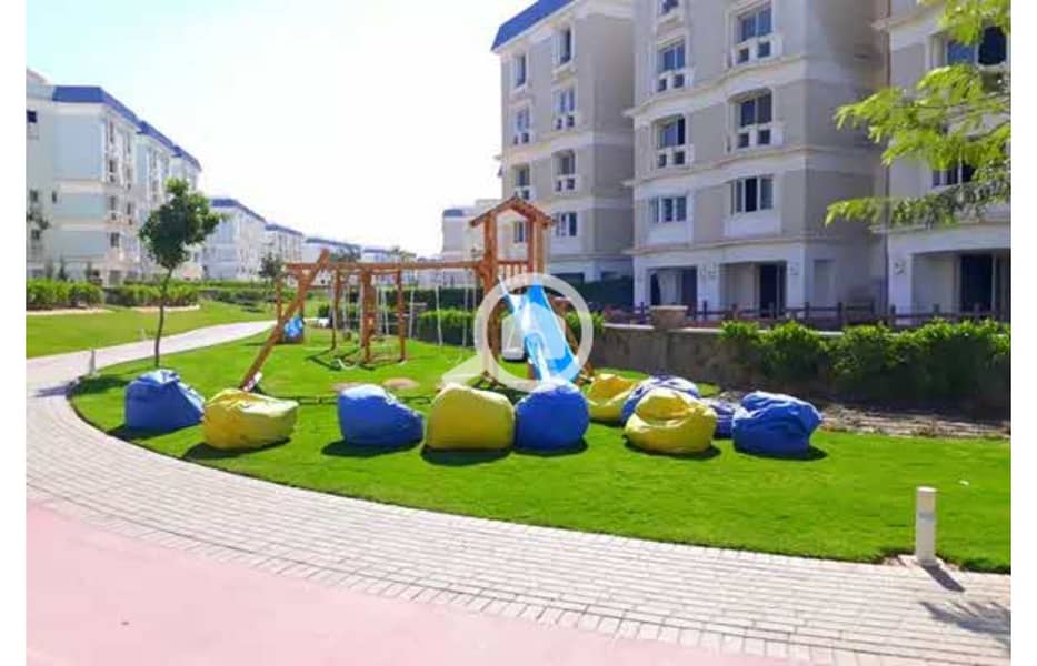 12 كمبوند-ماونتن-فيو-هايد-بارك-التجمع-الخامس-1-1. jpg