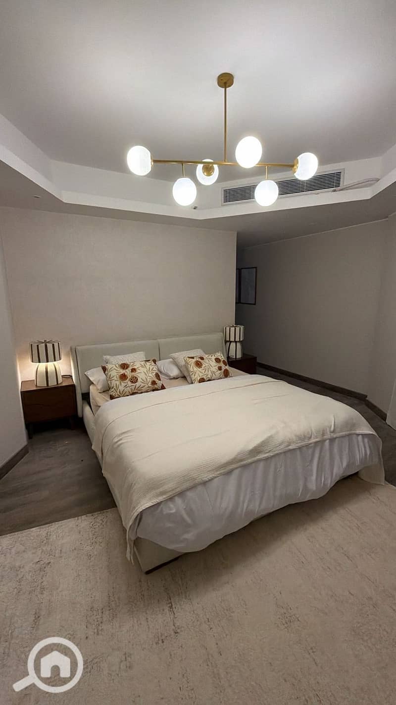 7 4618b830-b81c-4a3a-85c9-6d6f56fb2617. jpeg