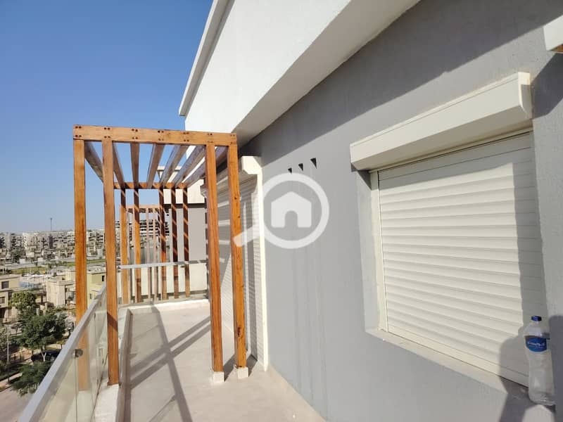 5 WhatsApp Image 2025-12-08 at 6.13. 00 PM (1). jpeg