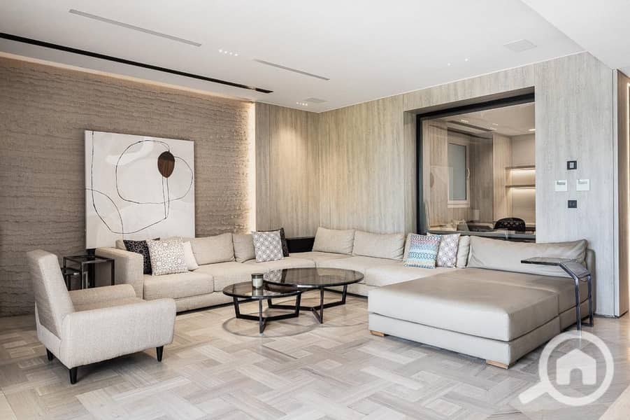 25 92cdf8ba-e97a-4738-9317-715e0d4d5a26. jpeg