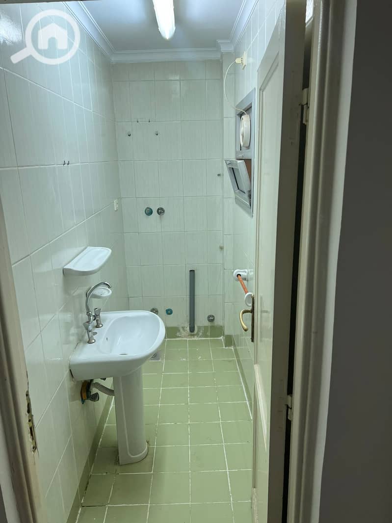 6 WhatsApp Image 2025-12-08 at 18.24. 39. jpeg