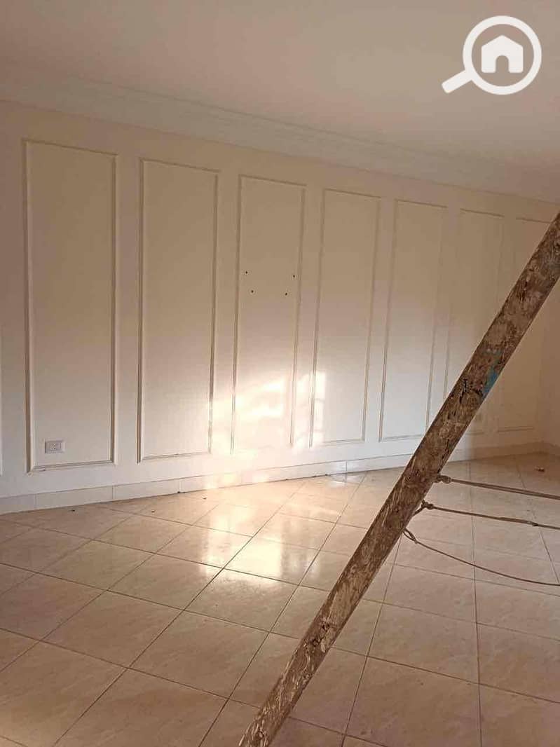 3 b813b40a-3534-4aa7-8f06-b6d39931f21c. jpg