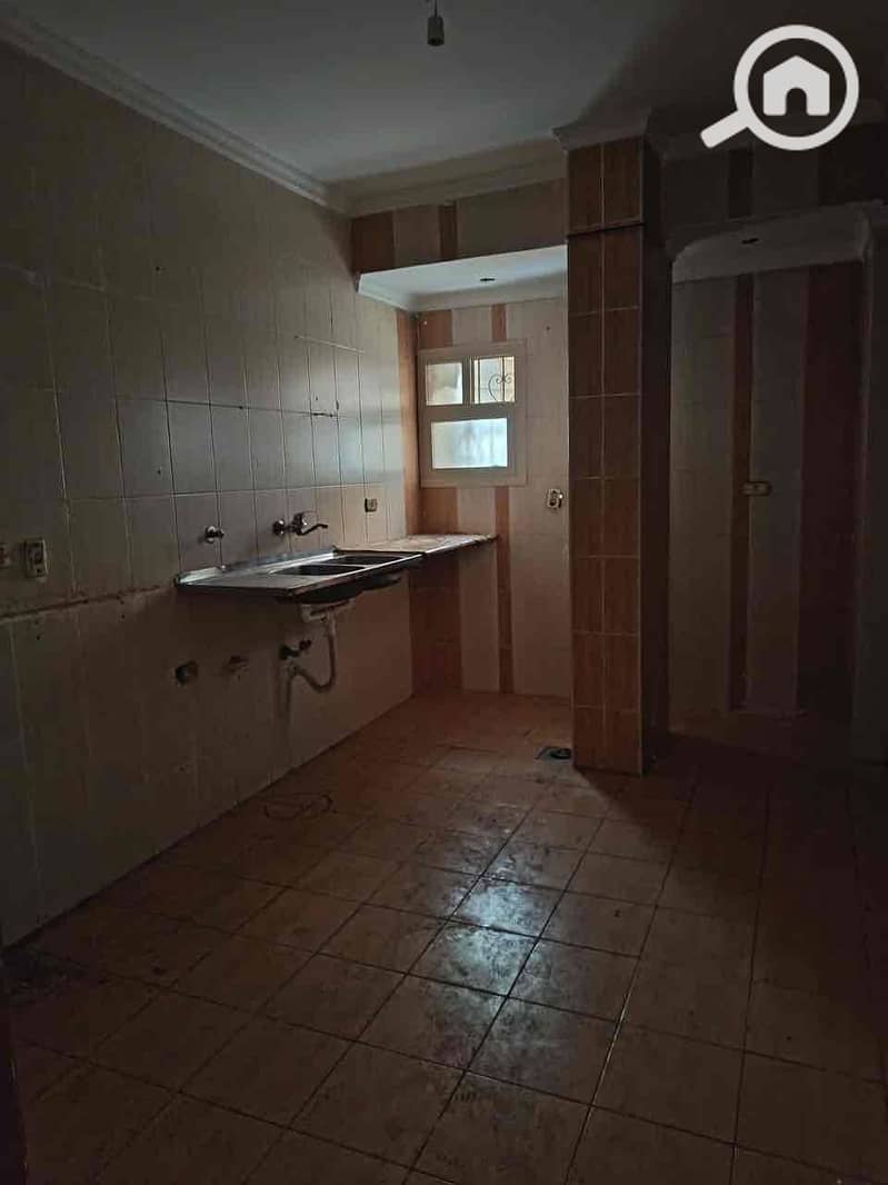 11 8df51801-b3cc-43c5-90cc-62d7feeb5411. jpg