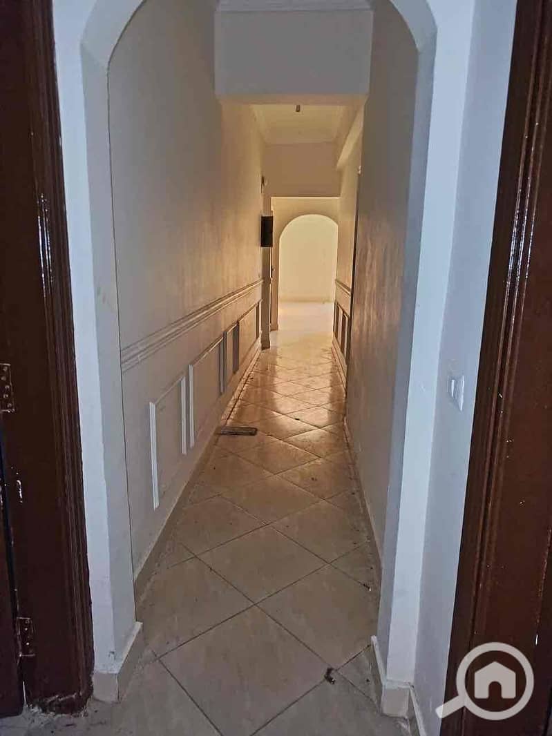 14 a23774a5-f4bf-49e3-87df-f214e34f9544. jpg