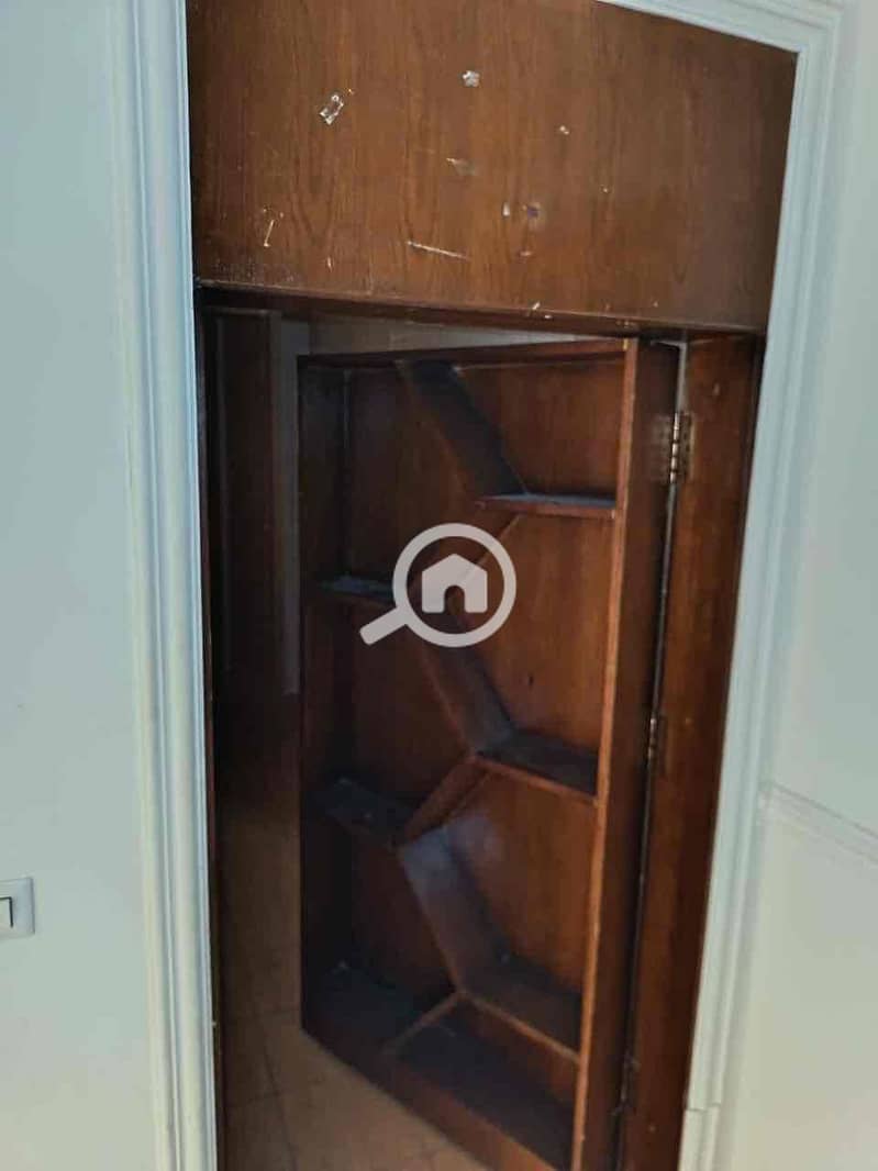 15 e3f88de8-3cf1-4402-8ef8-de0d702141e9. jpg