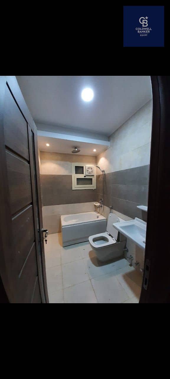 5 WhatsApp Image 2025-12-08 at 00.17. 36_84b77e05. jpg