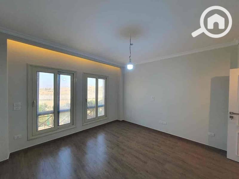 6 5f7aef99-f932-405d-9aa7-8128f380d284. jpg